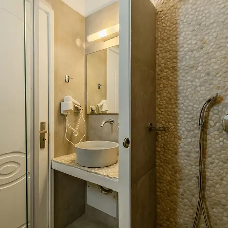 Eucalyptus Apartment *