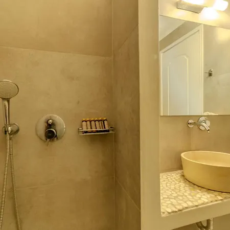 Eucalyptus Apartment Messaria (Santorini)