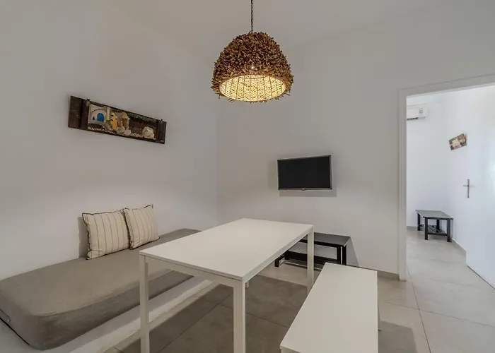 Eucalyptus Houses * Мессария