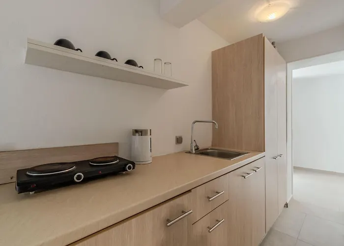 Eucalyptus Apartment *