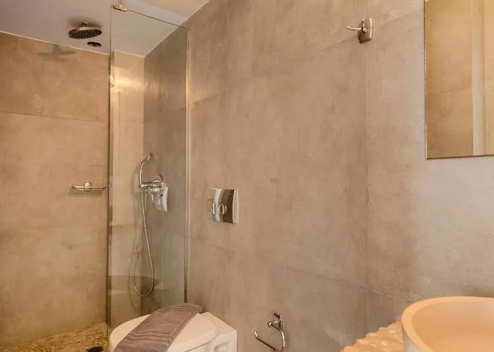 Eucalyptus Apartment