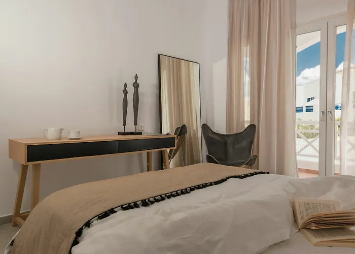 Eucalyptus Apartment Messaria (Santorini)